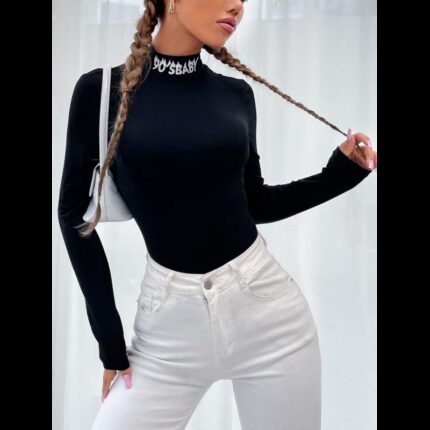بلوزة بودي للنساء لون اسود