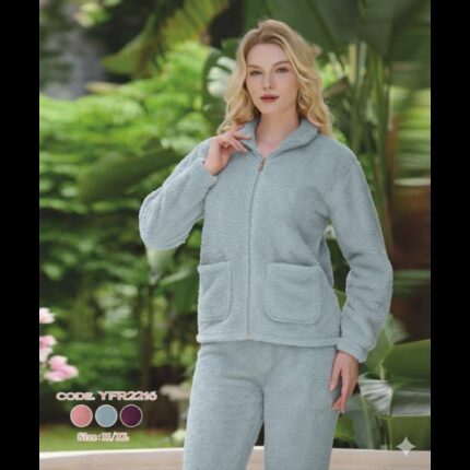 بجامة فرو نسائية قطعتين بسحاب لون ازرق فاتح