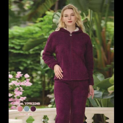 بجامة فرو نسائية بسحاب لون خمري