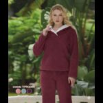 بجامة فرو نسائية قطعتين لون خمري