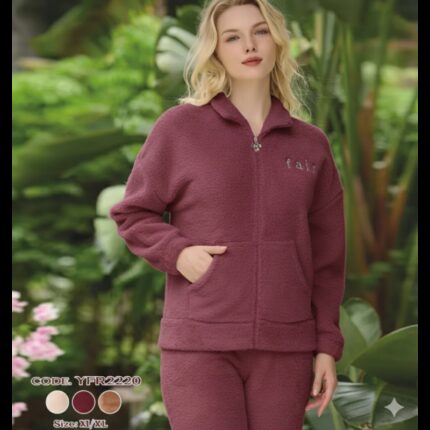 بجامة فرو نسائية قطعتين بسحاب لون خمري