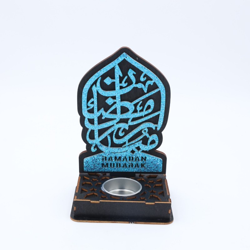 ⁦تحفة خشبية بكتابة رمضان كريم مع قاعدة شمعة ازرق طول 15 سم⁩ - الصورة ⁦1⁩
