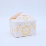 ⁦توزيعات كرتون مقوى رمضان مبارك لون ابيض وذهبي عدد 12⁩ - الصورة ⁦2⁩