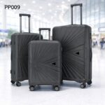 طقم شنط سفر 3 قطع بأحجام مختلفة لون رمادي غامق