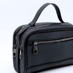 ⁦شنتة حقيبة شخصية جلد لون اسود⁩ - الصورة ⁦2⁩