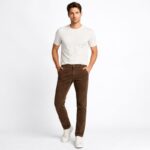 ⁦بنطلون كتان رجالي لون بني⁩ - الصورة ⁦2⁩