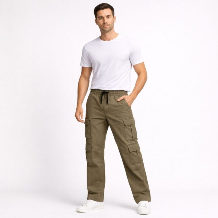 ⁦بنطلون رجالي بتصميم جيوب جانبية لون زيتي فاتح⁩ - الصورة ⁦2⁩